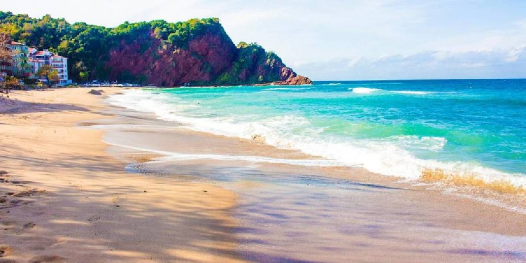 Türkiye’nin Maldivleri Karadeniz’de! Şifası bol suyu, beyaz kumu: Görmek için çok sebebiniz var! 8